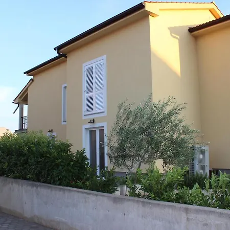 Studio Lavanda In Kornic, Krk Buitenkant foto